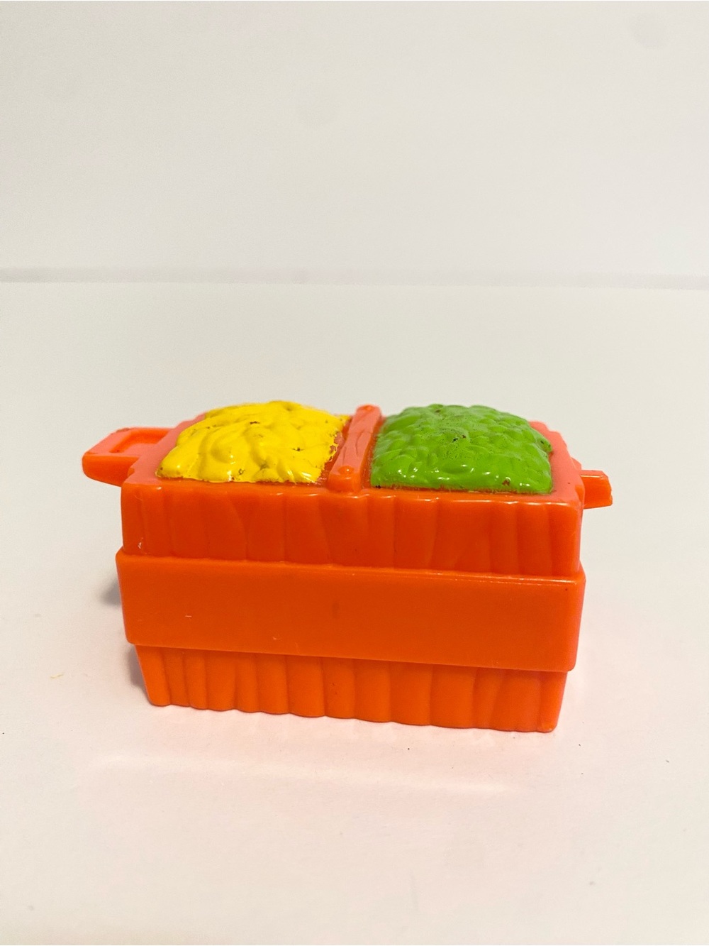 Little People Orange Food Crate Animal Feed Tractor Barn Farm 4/$20 🛑
